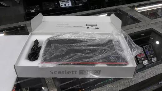 Focusrite - SCARLETT18I20M3 4